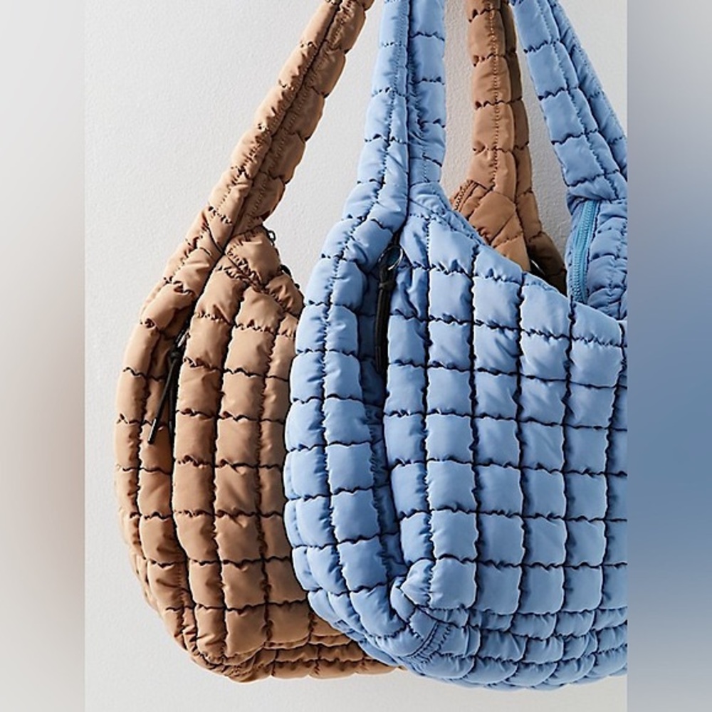 1 LEFT ✨NEW Free People FP Movement Quilted Carryall In Desert Sands - Picture 3 of 11
